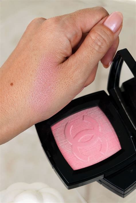 De Chanel pastel blush